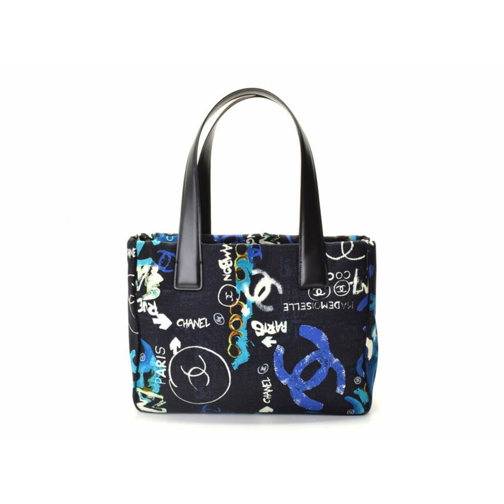 CHANEL Hawaii Black